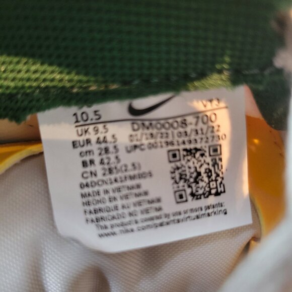 Nike Air Max Pre-Day | University Gold/Gorge Green | Men 10.5 / Women 12 | Like - Picture 10 of 10